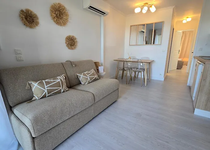Cosy, Jardin, Piscines Apartment Grimaud