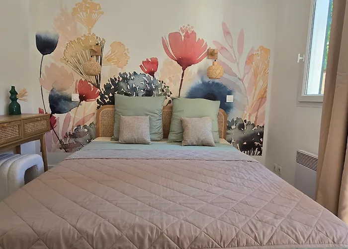 Cosy, Jardin, Piscines Apartment Grimaud