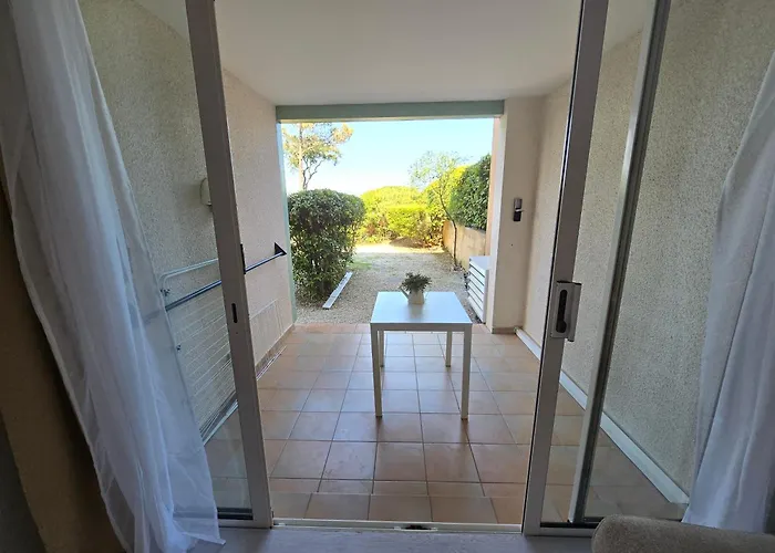 Cosy, Jardin, Piscines Apartment